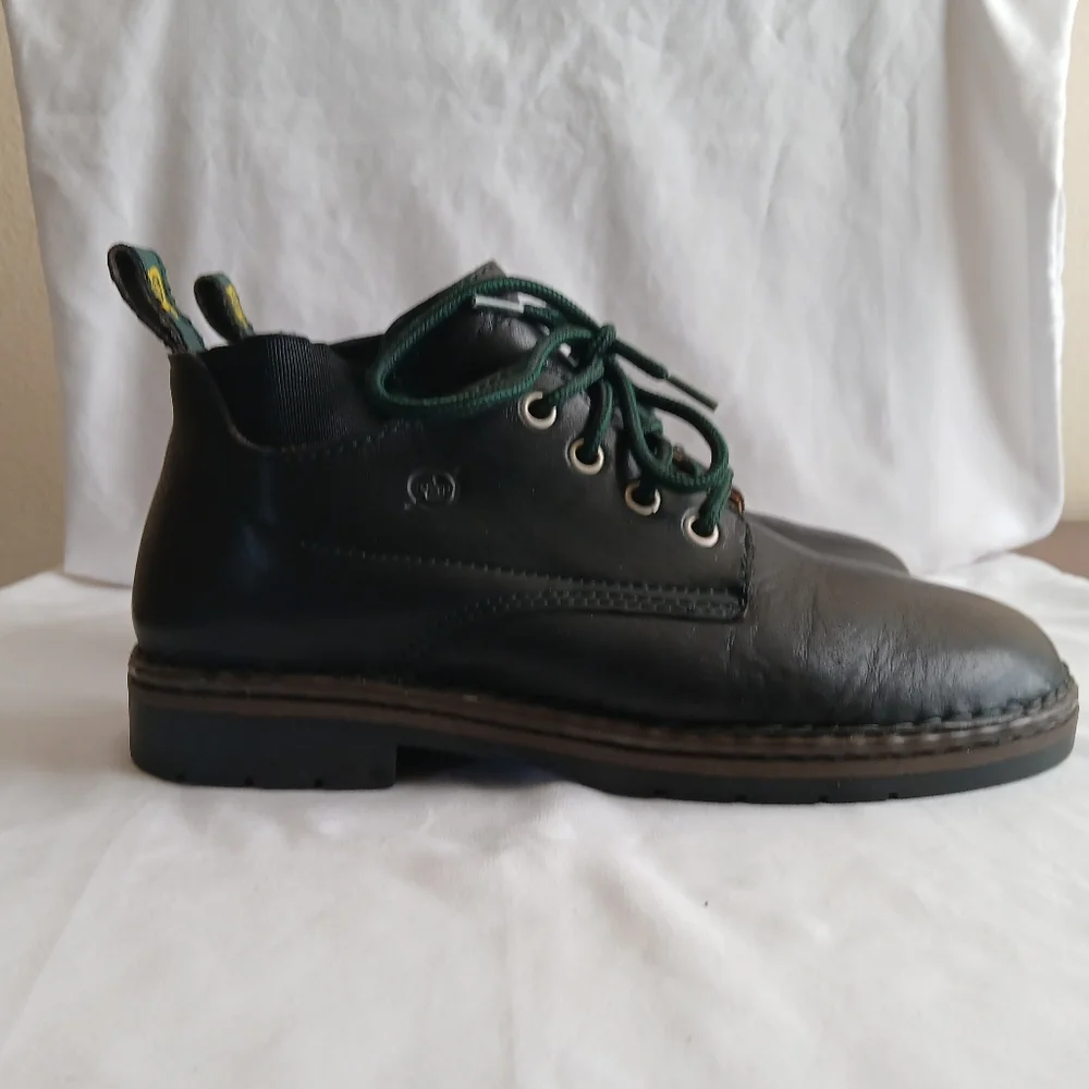 Born Handcrafted Women's Comfort Ankle Boots Size 8M Black - Picture 2 of 6